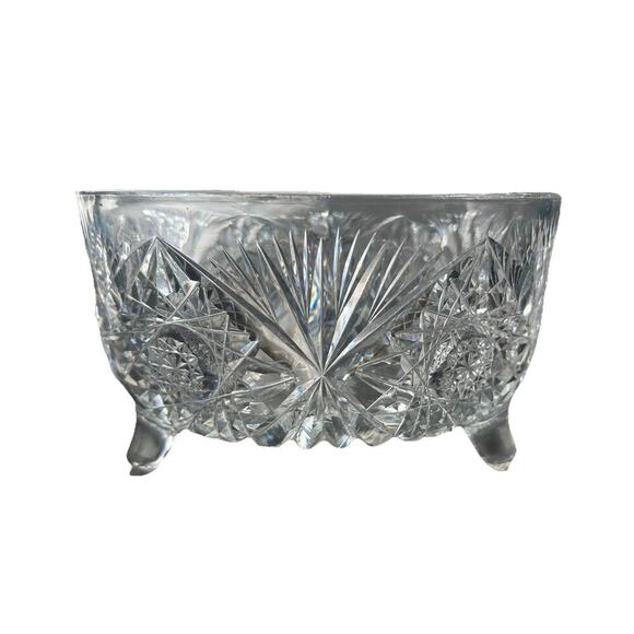 Vintage Crystal 3 Footed Cut Glass Bowl Pinwheel Star of David Home Decor Dish - Picture 1 of 16